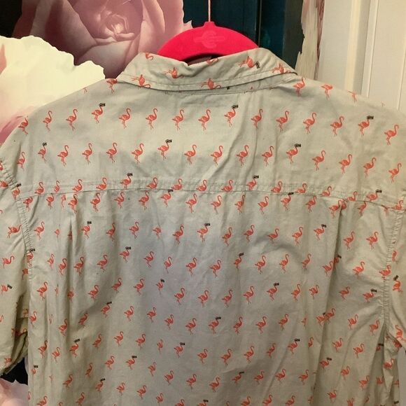 Retrofit  Pink Flamingo Button Down - Picture 5 of 7